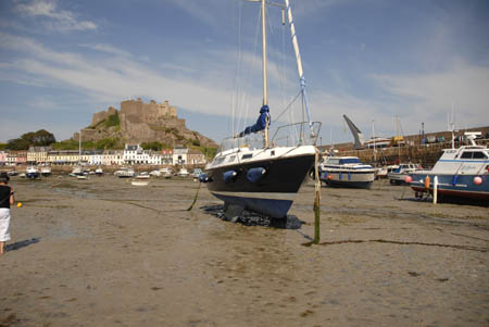 Seems strange going into harbour by foot