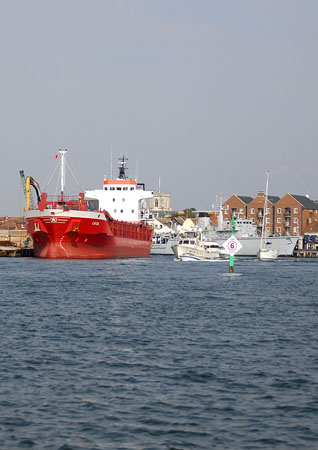 Laida at Poole Quay