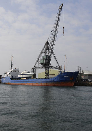 Loading Burhou I at Poole Quay